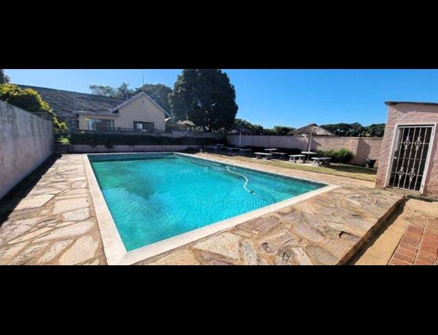 3 BEDROOM FLAT SOLD IN PINETOWN CENTRAL